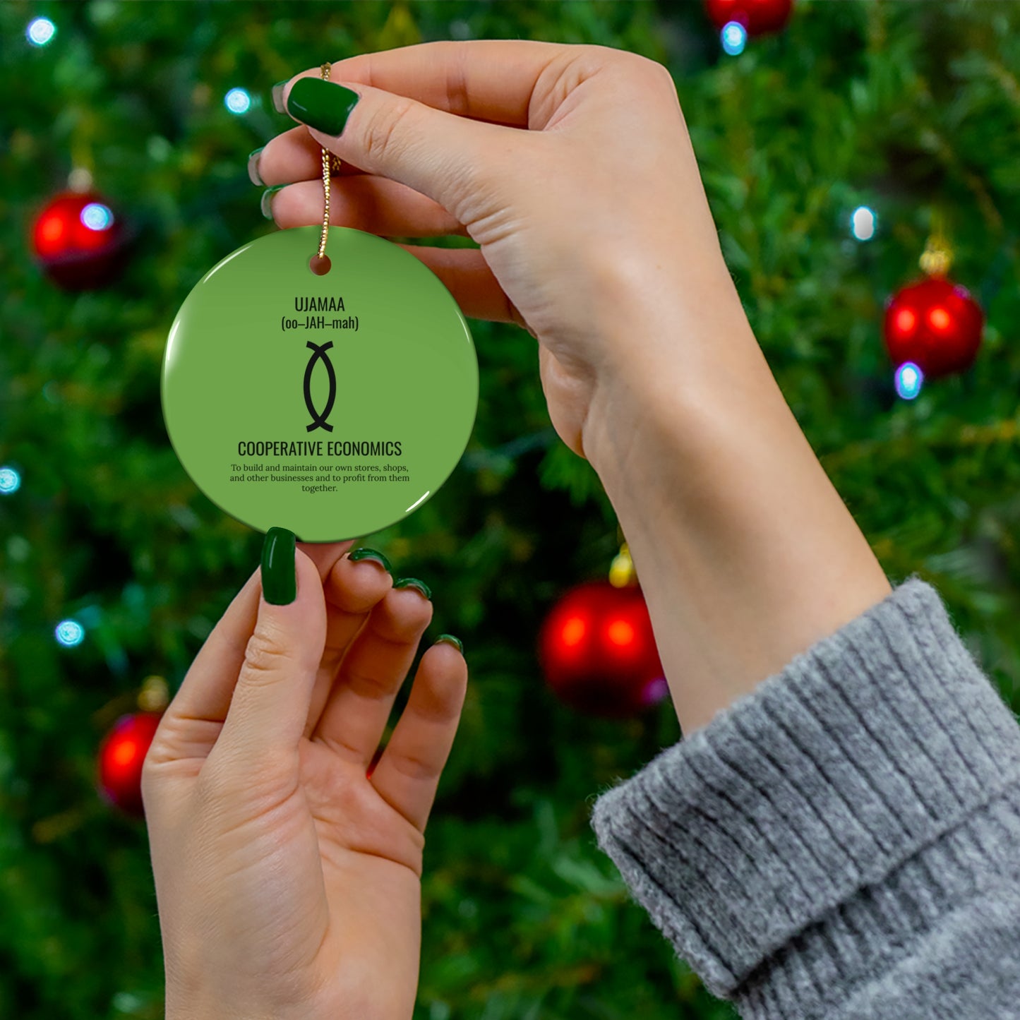 Ujamaa (Day 4) |Cooperative Economics | Circle or Star Ornament | Green