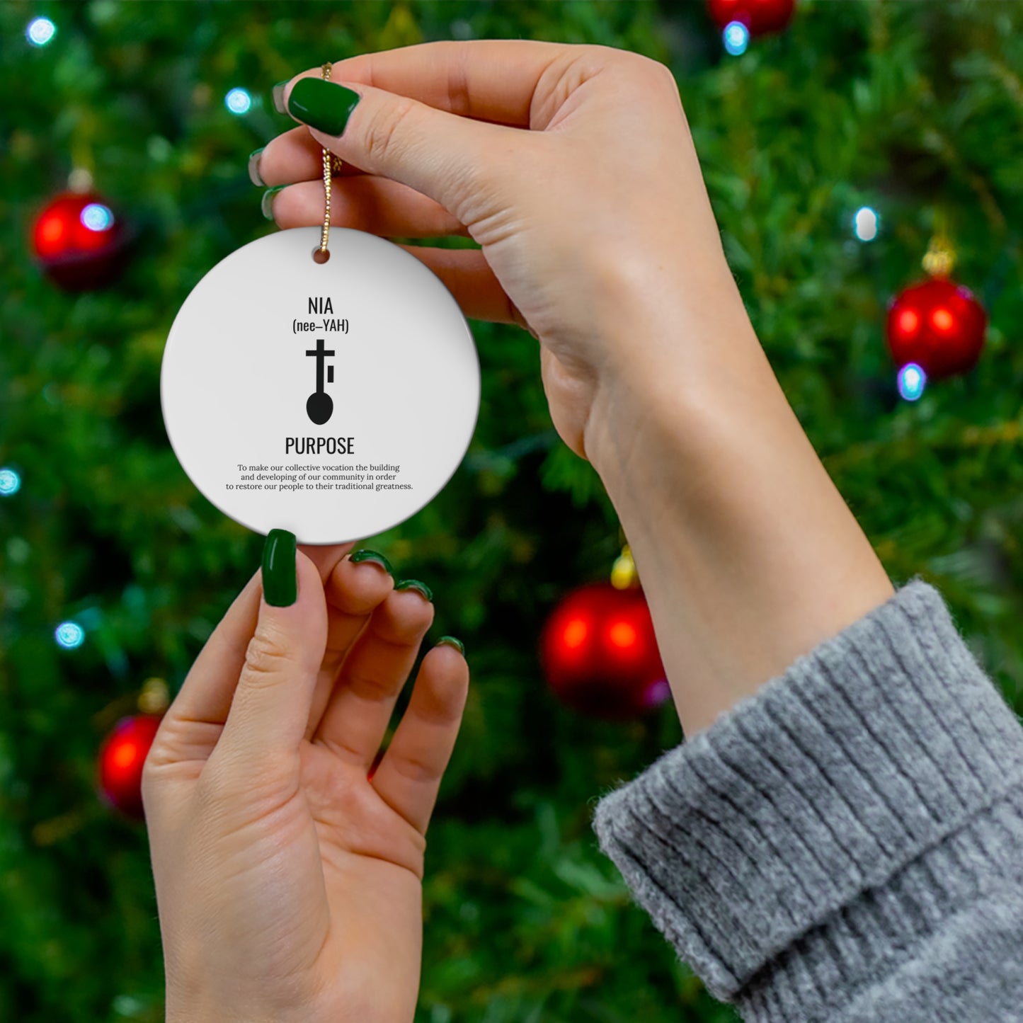 Nia (Day 5) | Purpose | Circle or Star Ornament |(White)|
