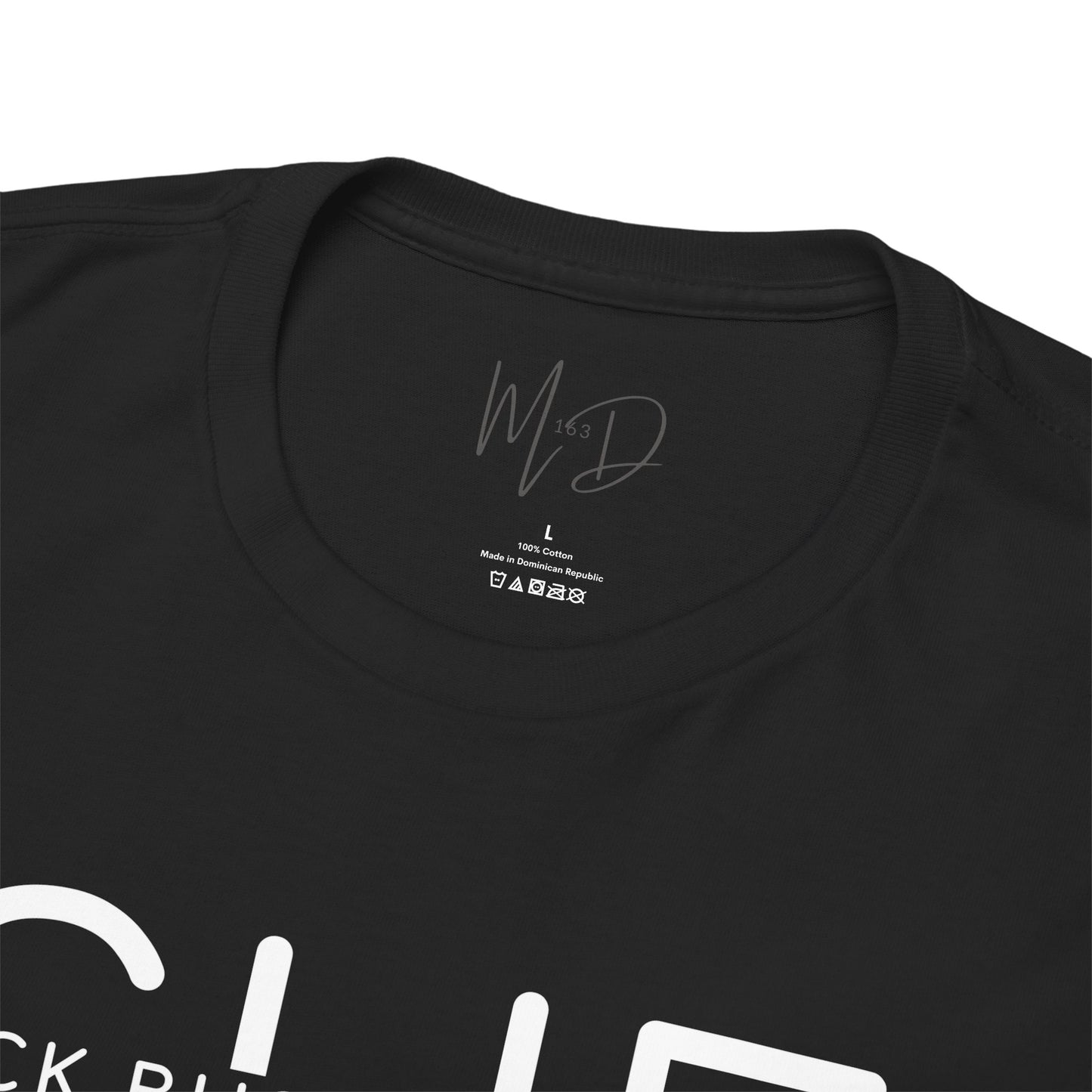 SHE IS ME | T-Shirt (White)