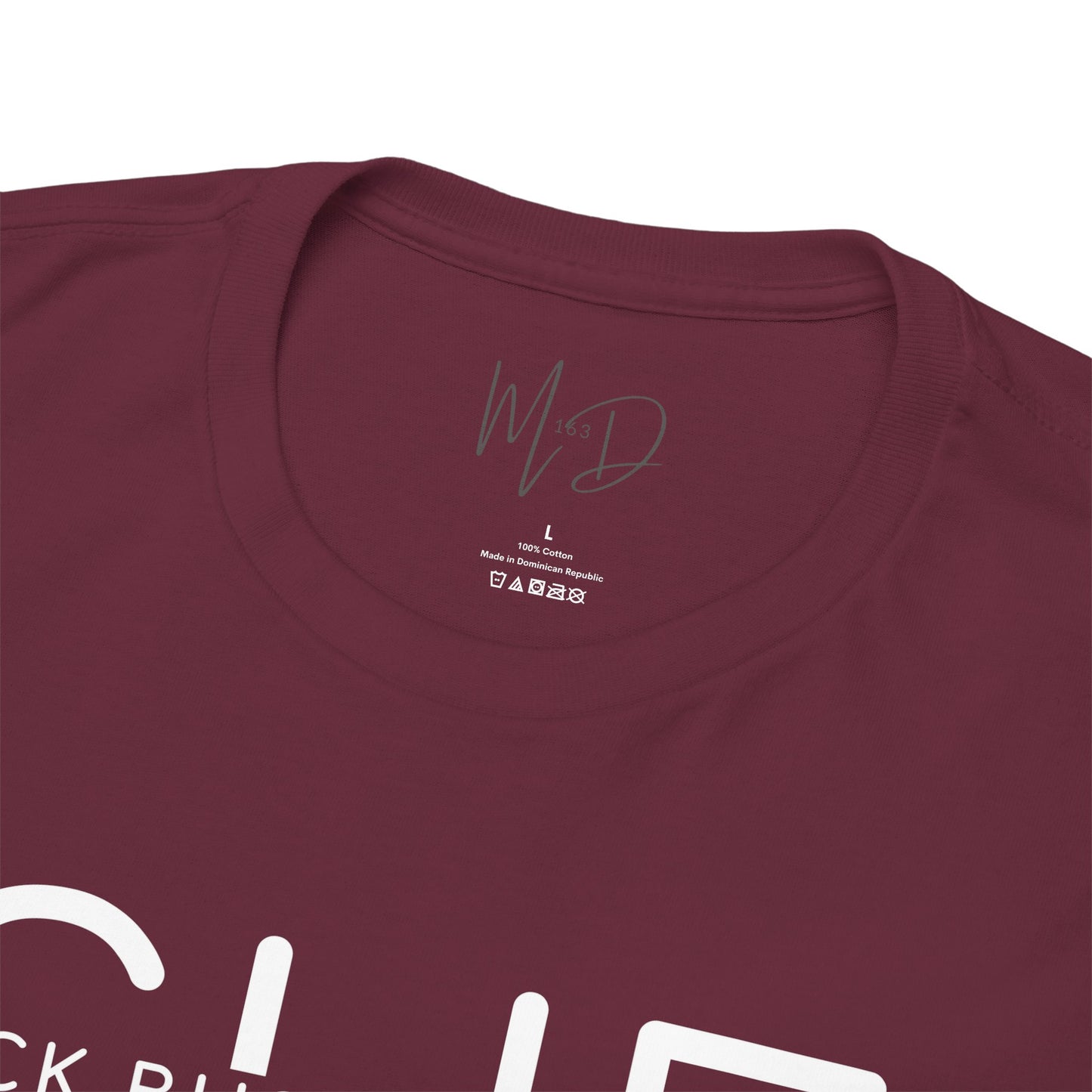 SHE IS ME | T-Shirt (White)