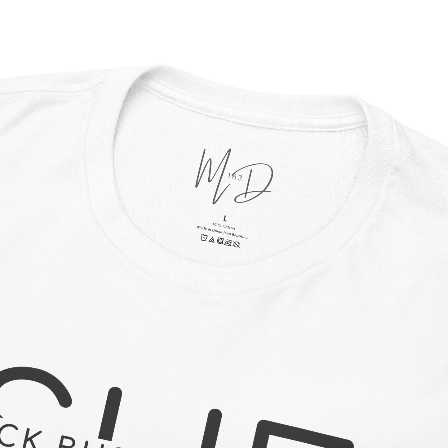 SHE IS ME | T-Shirt (Black)