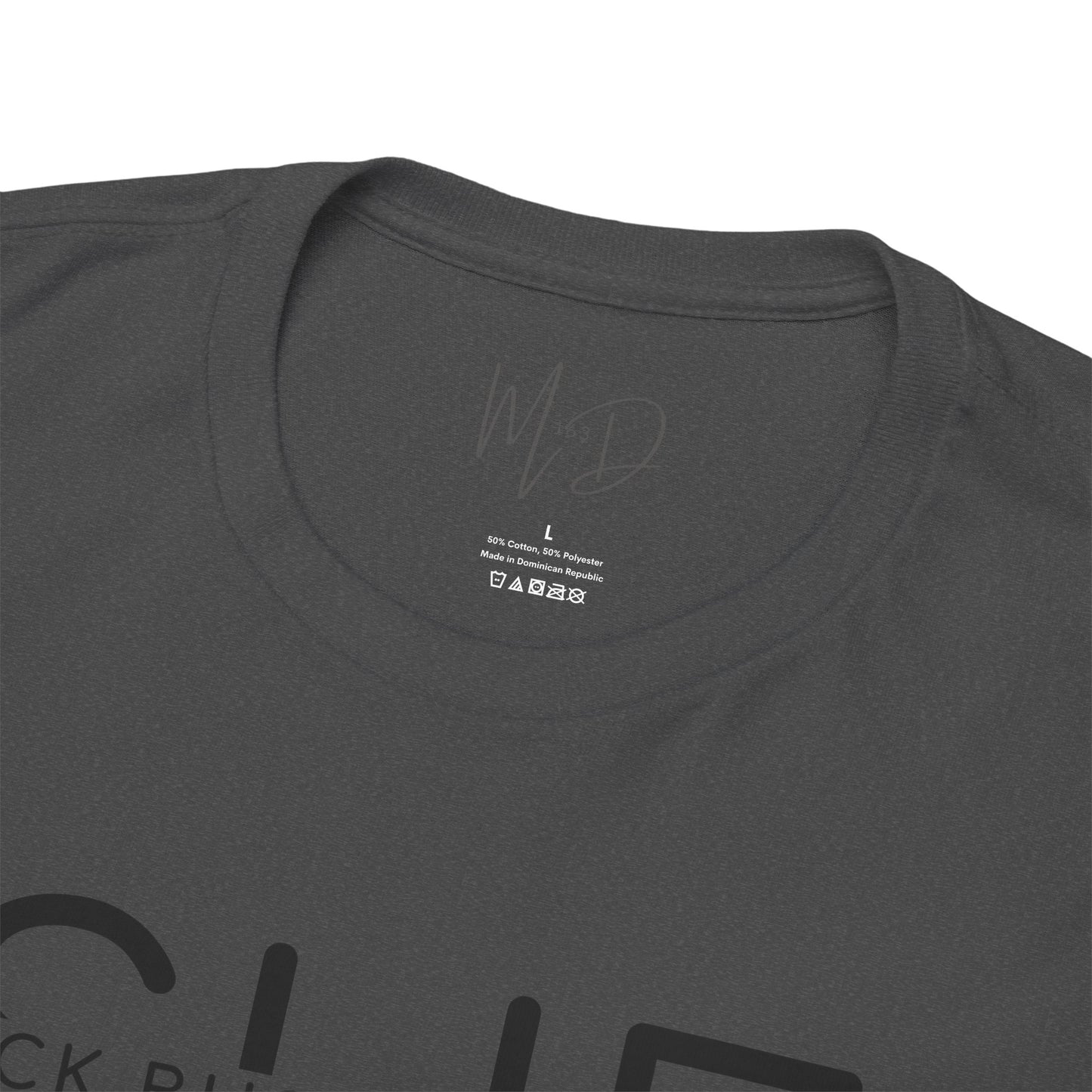 SHE IS ME | T-Shirt (Black)