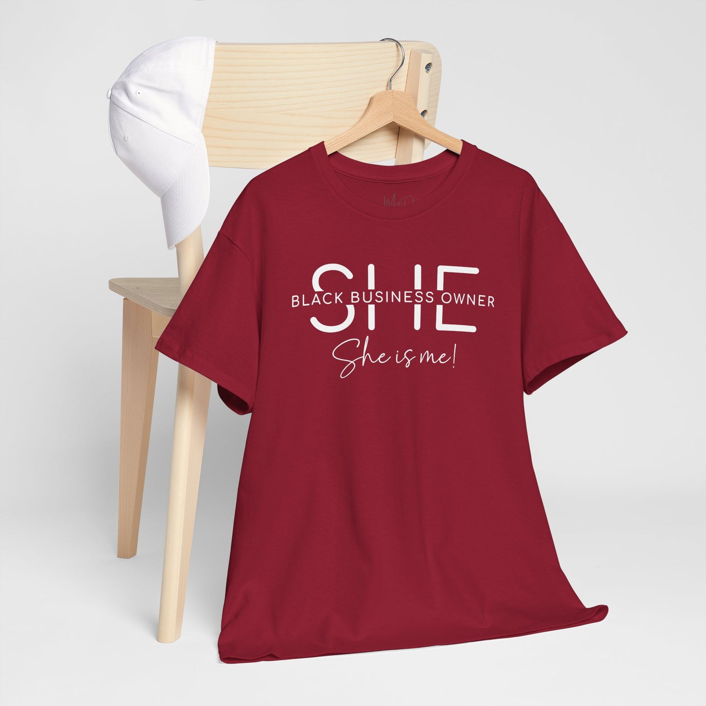 SHE IS ME | T-Shirt (White)