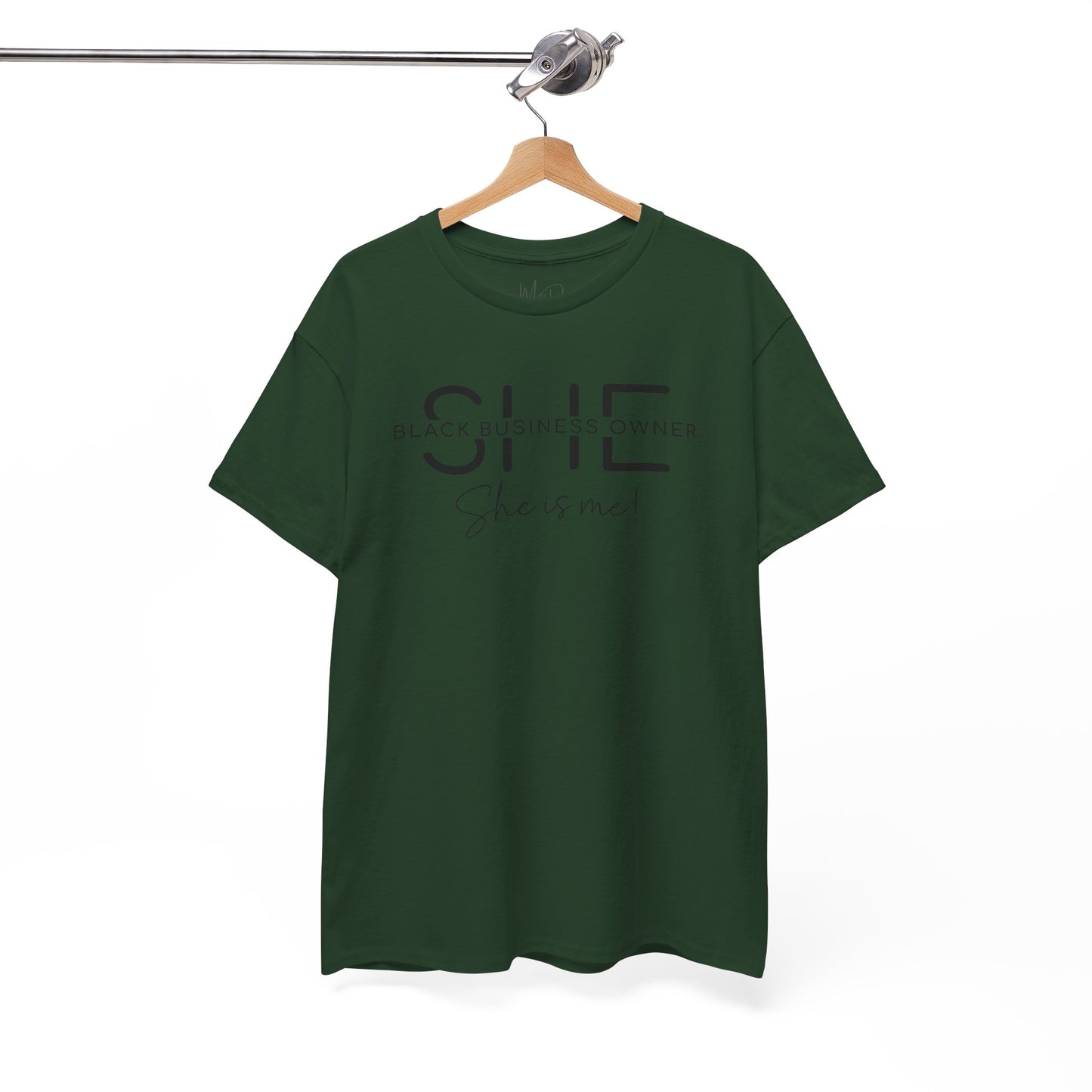 SHE IS ME | T-Shirt (Black)