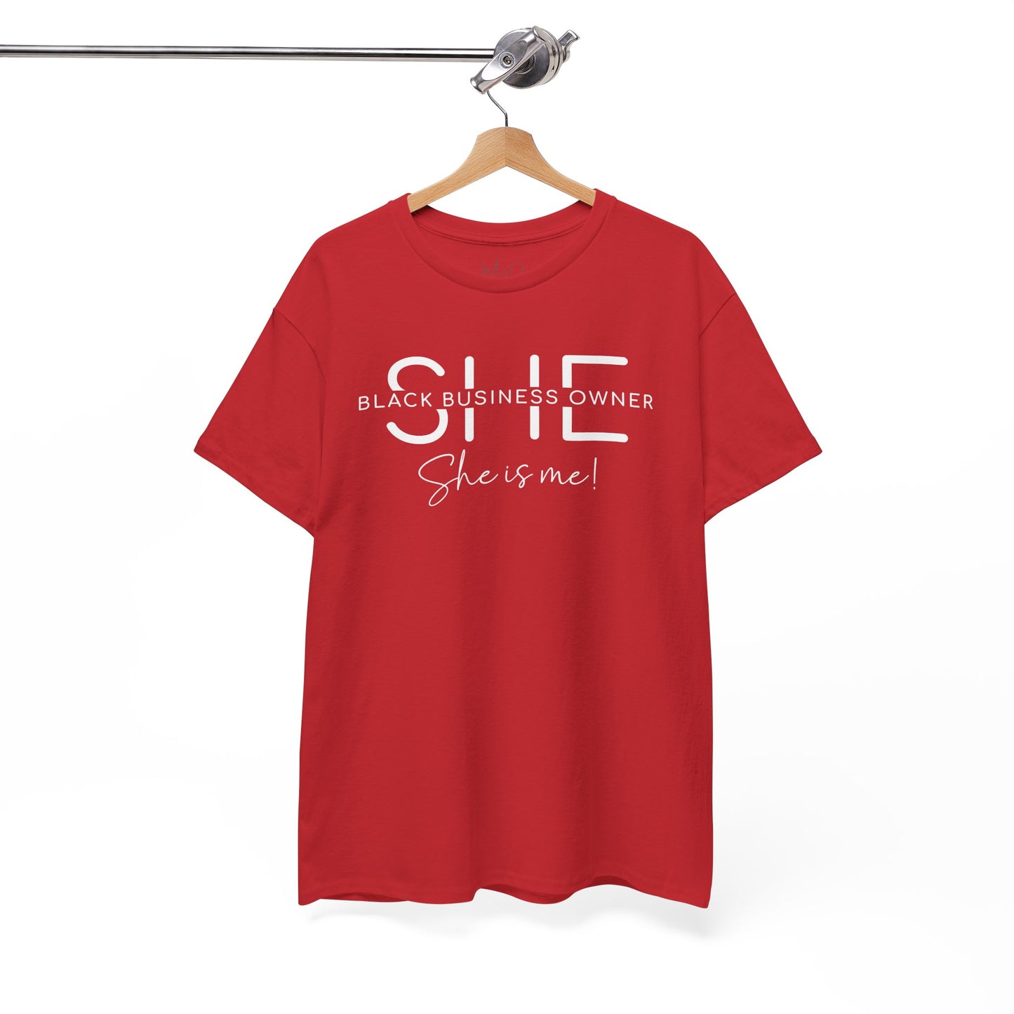 SHE IS ME | T-Shirt (White)