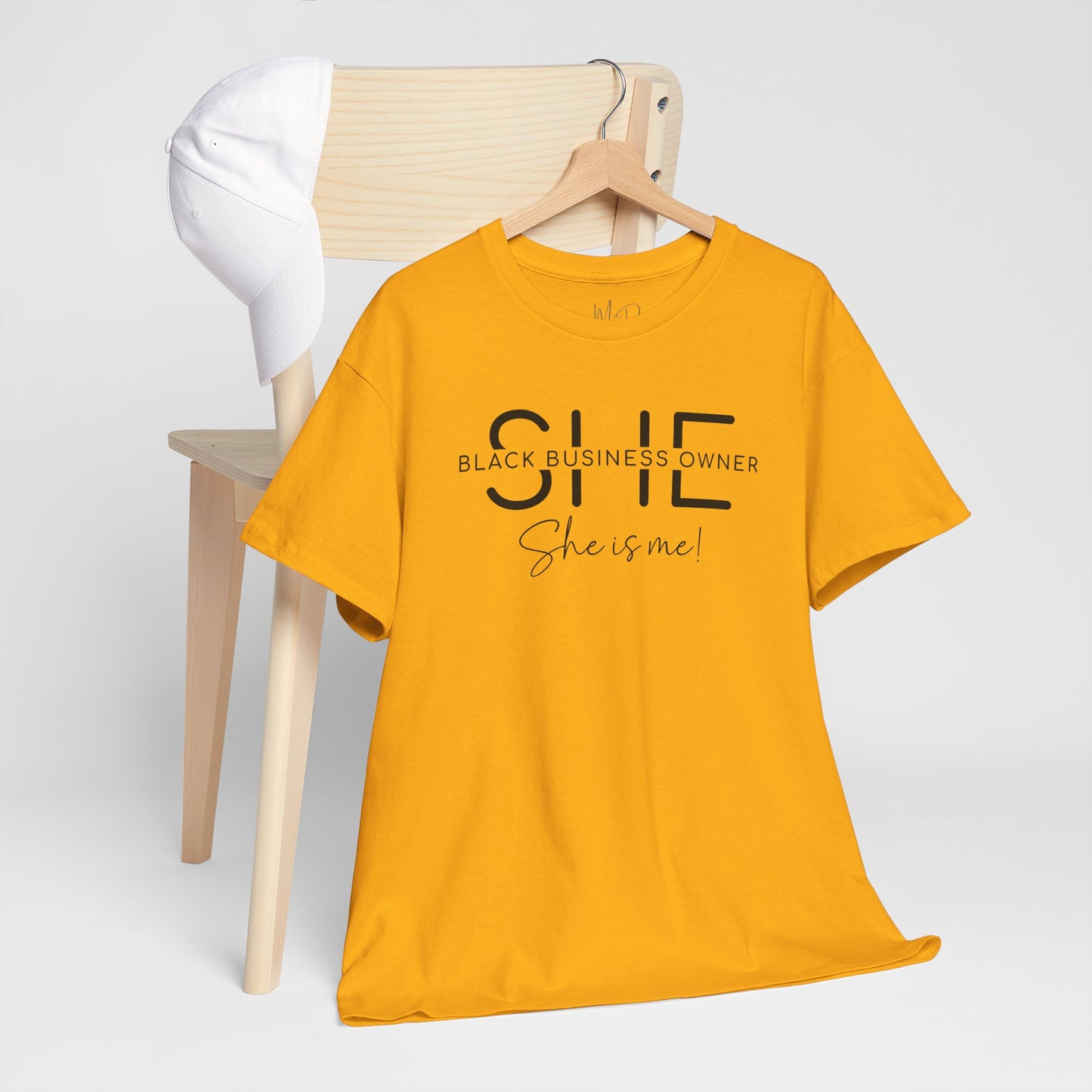 SHE IS ME | T-Shirt (Black)