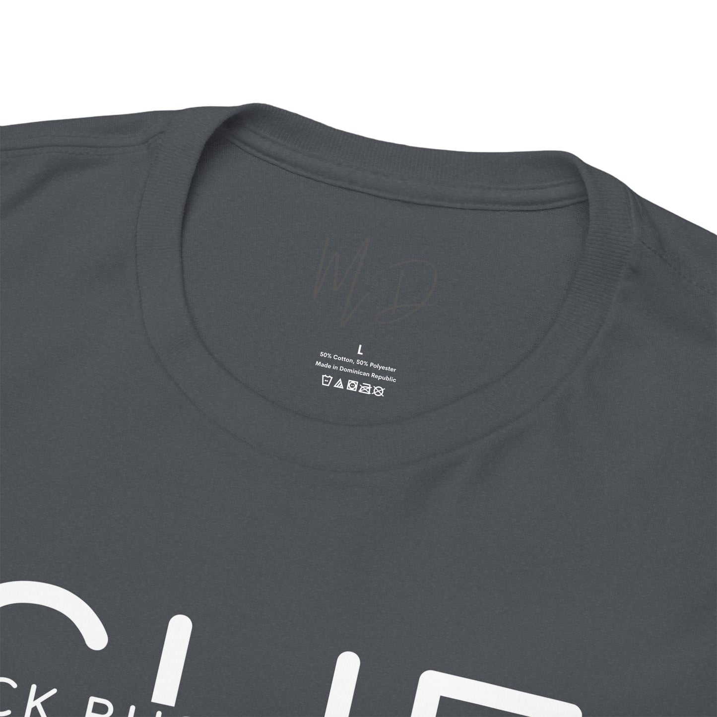 SHE IS ME | T-Shirt (White)