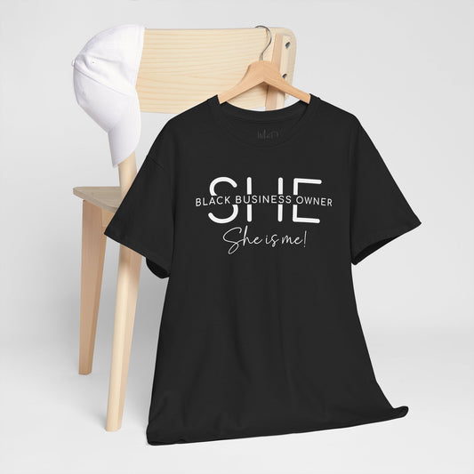 SHE IS ME | T-Shirt (White)