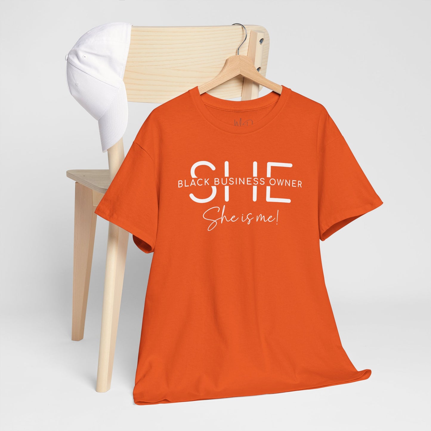 SHE IS ME | T-Shirt (White)